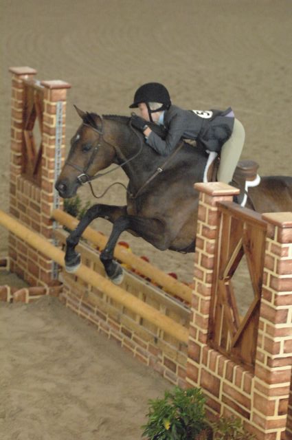114-Halycon'sLetsLuau-AlliyMoyer-LegacyCupCup-PnyHtrGoRnd-5-12-07-DeRosaPhoto.jpg