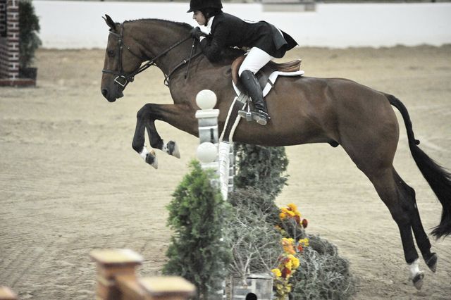 2249-Theory-JenniferWaxman-LegacyCup-NonPro3'6Finals-5-17-08-DeRosaPhoto
