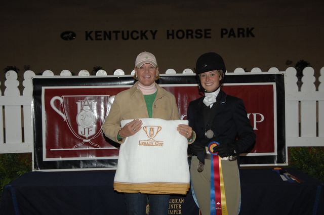 1811-EmilyWygod-LegacyCup-NonPro3'FinalsAwards-5-16-08-DeRosaPhoto.JPG
