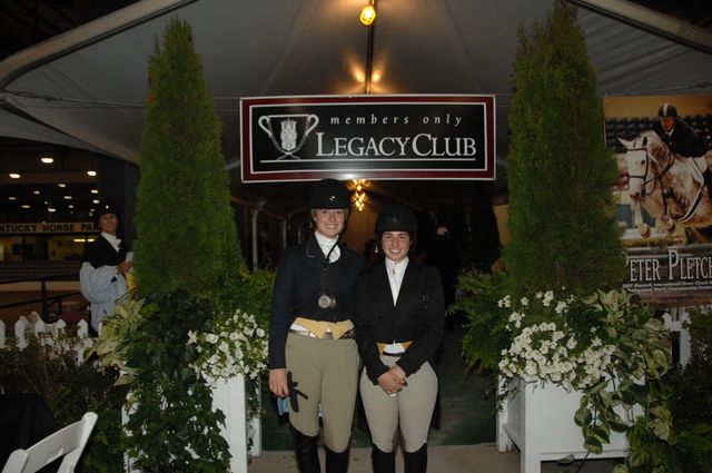 1825-EmilyWygod-JenniferWaxman-LegacyCup-NonPro3'FinalsAwards-5-16-08-DeRosaPhoto.JPG