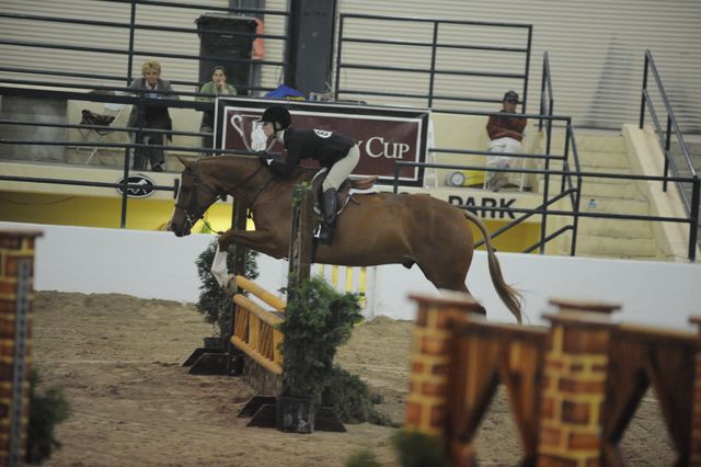 1327-Pompidoe-AnnieFrazier-LegacyCup-NonPro3'-5-15-08-DeRosaPhoto.jpg
