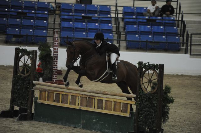 2251-Theory-JenniferWaxman-LegacyCup-NonPro3'6Finals-5-17-08-DeRosaPhoto