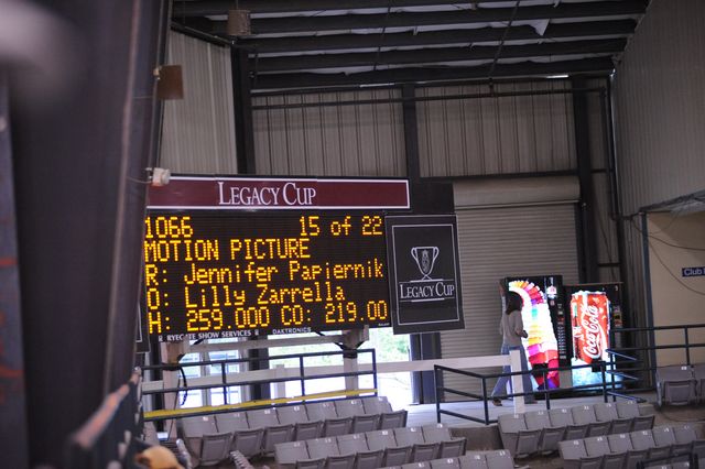 1037-MotionPicture-JenniferPapiernik-LegacyCup-Pro3'6Finals-5-10-08-DeRosaPhoto.JPG