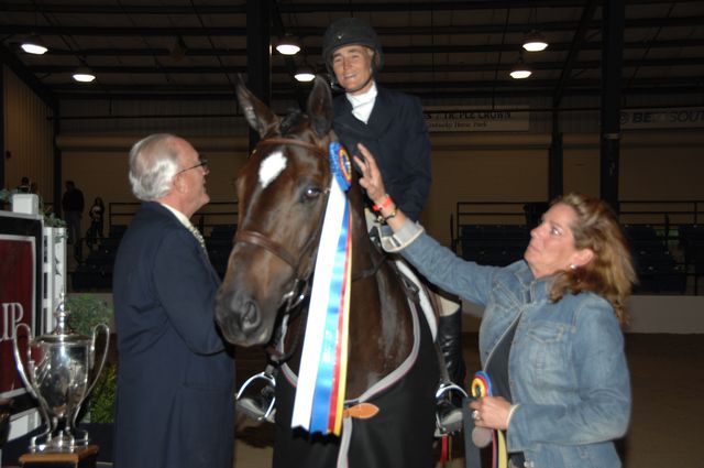 1171-GlassCastle-HavensSchatt-LegacyCup-Pro3'6FinalsAwards-DeRosaPhoto.jpg