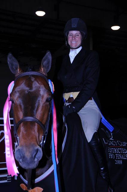 741--PapillonRouge-McKrellPainter-LegacyCup-Pro3'FinalsAwards-5-9-08-DeRosaPhoto.JPG