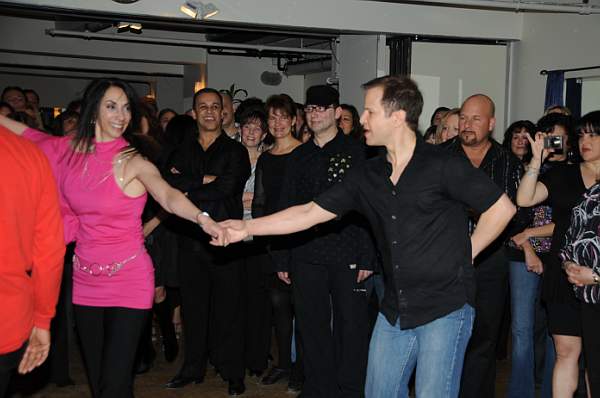 Dancing-2-28-09-72-DeRosaPhoto