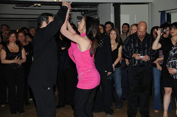 Dancing-2-28-09-78-DeRosaPhoto