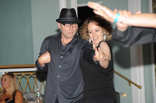 Dancing-9-5-09-NYHustleCongress-102-DDeRosaPhoto.jpg