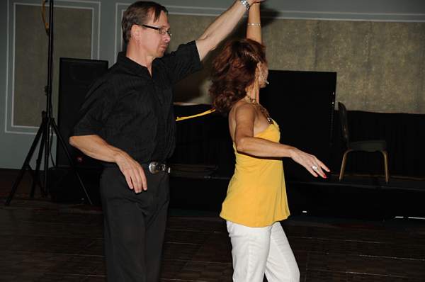 Dancing-9-5-09-NYHustleCongress-174-DDeRosaPhoto.jpg