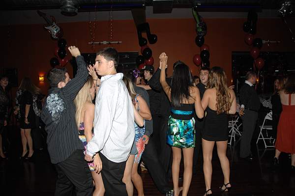 BUCD-9-25-09-BariSweet16-85-DDeRosaPhoto.jpg