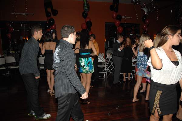 BUCD-9-25-09-BariSweet16-86-DDeRosaPhoto.jpg