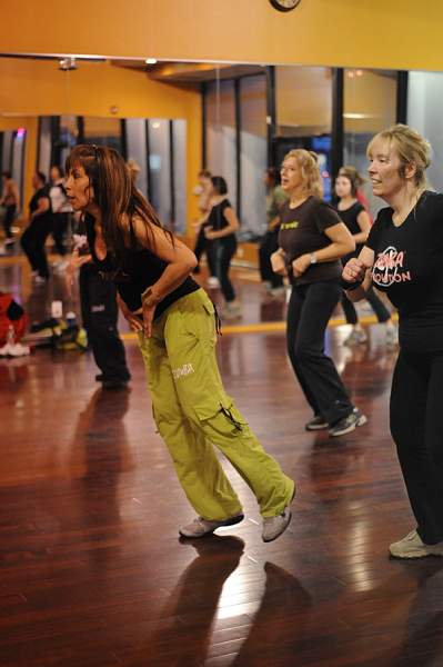 BUCD-Zumba-5-14-09-63-DDeRosaPhoto.jpg