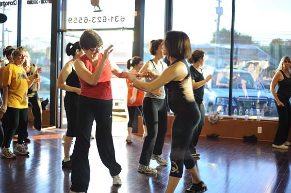 BUCD-Zumba-5-21-09-39-DDeRosaPhoto.jpg