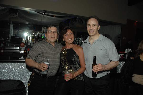 Dancing-5-14-09-84-DDeRosaPhoto.jpg