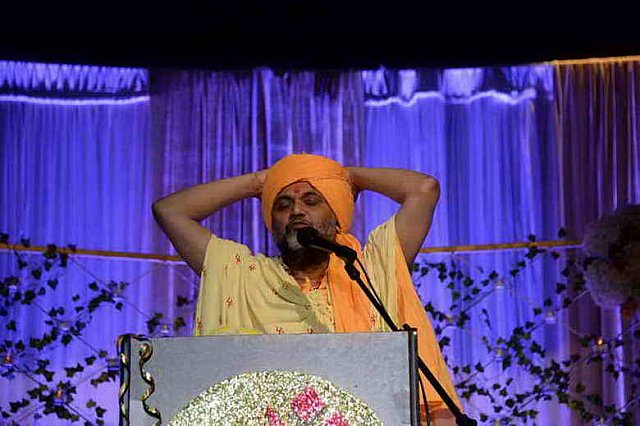 Gurudev-6-24-17-5751-DDeRosaPhoto