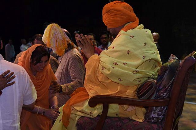 Gurudev1-7-12-14-8920-DDeRosaPhoto