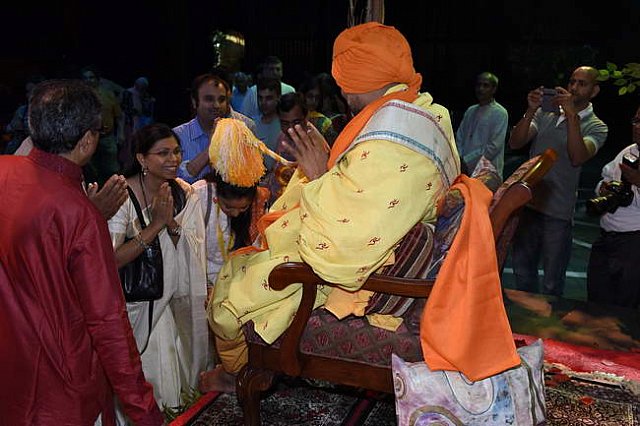 Gurudev1-7-12-14-9190-DDeRosaPhoto