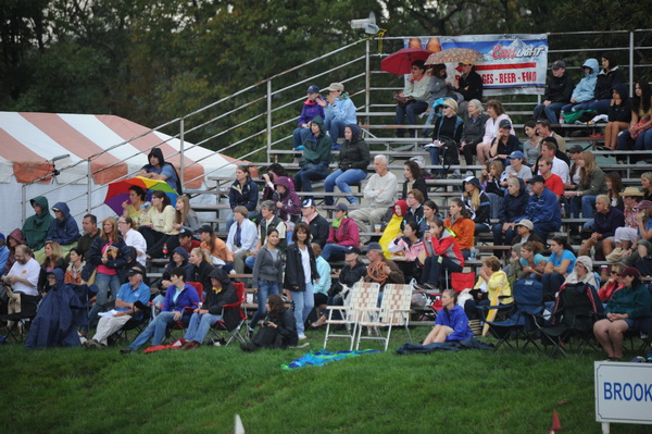 HITS-Hunters-9-11-11-3502-Mahalo-SamanthaSchaefer-DDeRosaPhoto.JPG