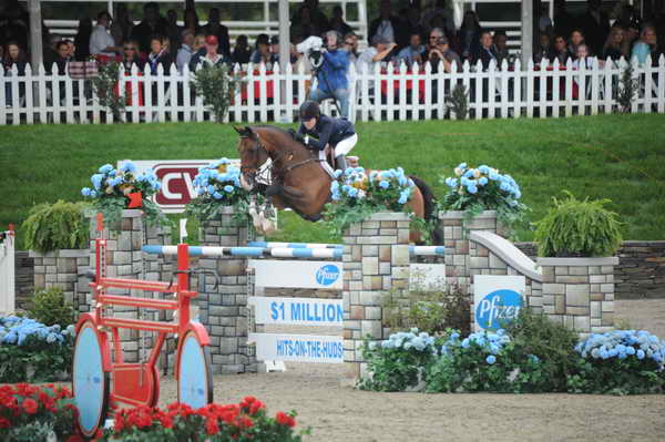 HITS-Jumpers-9-11-11-3629-Vancouver-KatieDinan-DDeRosaPhoto.JPG