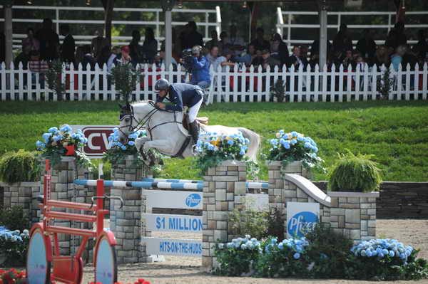 HITS-Jumpers-9-11-11-3865-ExecutivePrivilege3-RobertoTeran-DDeRosaPhoto.JPG