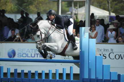 HC-9-4-11-1003-McLainWard-AntaresF-DDeRosaPhoto.JPG