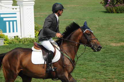 HC-9-4-11-0961-NormanDelloJoio-NotreStar-DDeRosaPhoto.JPG