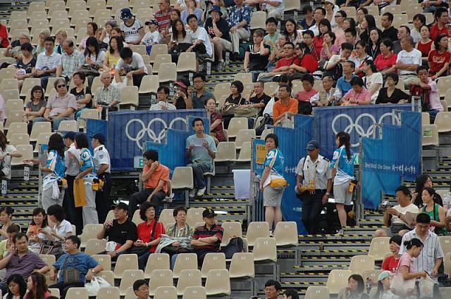 HK-8-9-08-494-DeRosaPhoto.jpg
