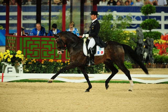 HKD-8-13-08-0507-MarcBoblet-WhitiniStar-FRA-DeRosaPhoto.jpg