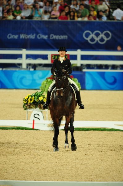 HKD-8-13-08-0587-TatianaMiloserdova-WhatAFeeling-RUS-DeRosaPhoto.jpg