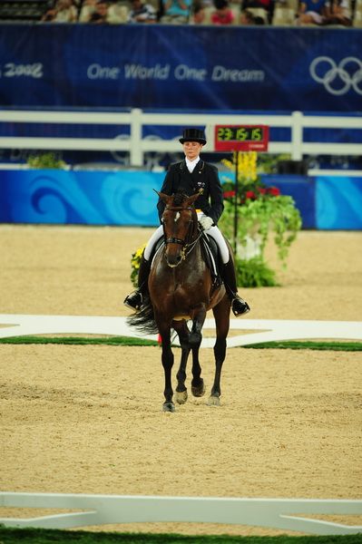 HKD-8-13-08-1140-HayleyBeresford-Relampago-AUS-DeRosaPhoto.jpg