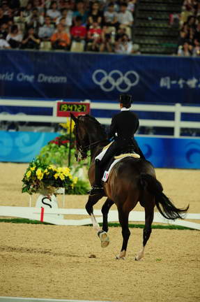HKD-8-14-08-0254-JuliaChevanne-Calimucho-FRA-DeRosaPhoto.jpg