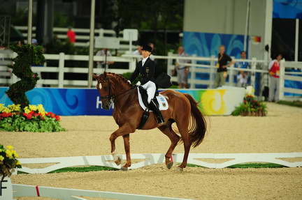 HKD-8-14-08-0286-NadineCapellmann-ElvisVA-GER-DeRosaPhoto.jpg