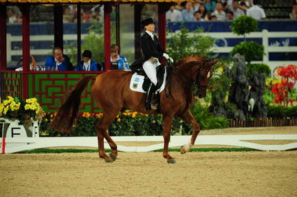 HKD-8-14-08-0290-NadineCapellmann-ElvisVA-GER-DeRosaPhoto.jpg