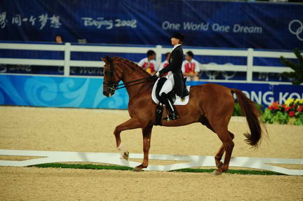 HKD-8-14-08-0338-NadineCapellmann-ElvisVA-GER-DeRosaPhoto.jpg