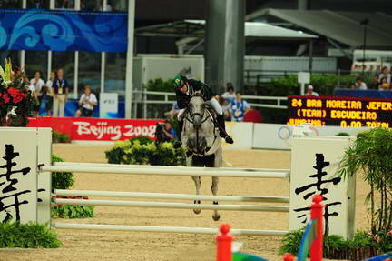 HKEV-8-12-08-0673-JefersonMoreira-Escudeiro-BRA-DeRosaPhoto.jpg