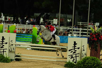 HKEV-8-12-08-0712-BeckyHolder-CourageousComet-DeRosaPhoto.jpg