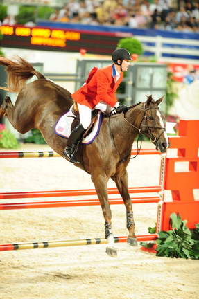 HKSJ-8-15-08-0337-McLainWard-Sapphire-DeRosaPhoto.JPG