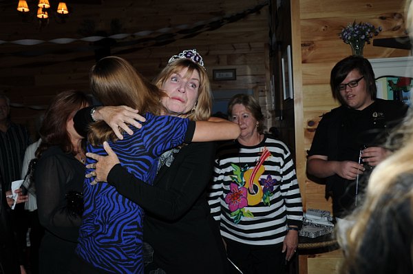 Mary-11-13-10-60thBD-041-DDeRosaPhoto.jpg