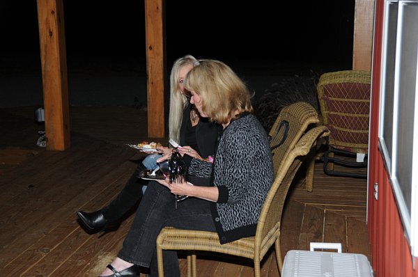 Mary-11-13-10-60thBD-065-DDeRosaPhoto.jpg