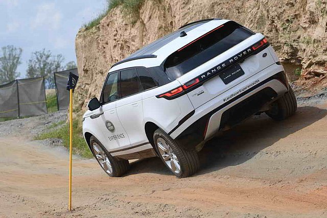 LandRover-WEG-9-23-18-NGN 9312-DDeRosaPhoto