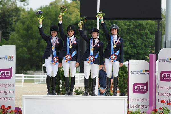 0090-NAJYRC-7-26-09-AwardsCeremony-DDeRosaPhoto.jpg