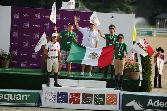 NAJYRC-7-27-11-1755-DDeRosaPhoto.JPG