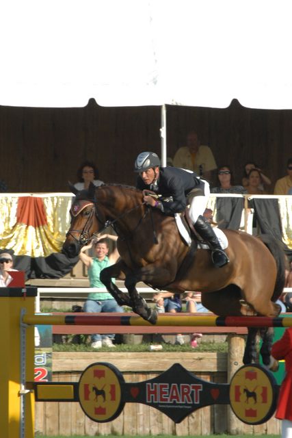 1152-ToddMinikus-Olinda-NHS-12-3-06-&copy;DeRosaPhoto.jpg