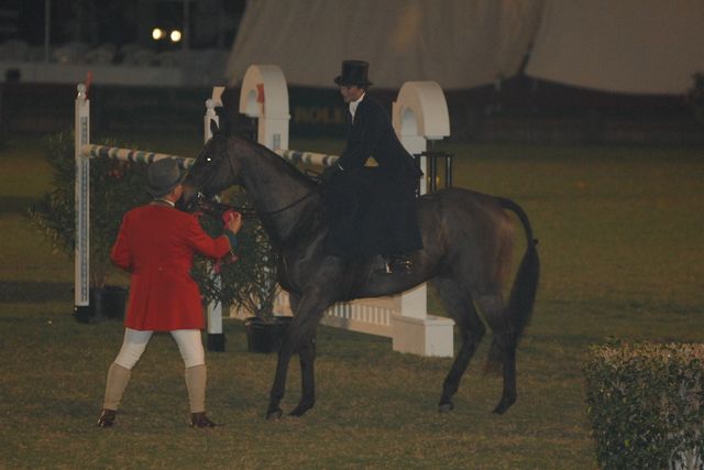 070-JocelynDayus-ZeigfeldFollies-NHS-12-1-06-&copy;DeRosaPhoto.jpg