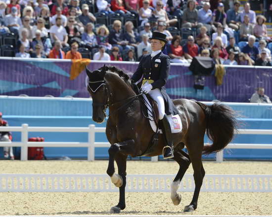 Olympics-DRE-GP-8-3-12-1798-TinaKonyot-Calecto-USA-DDeRosaPhoto