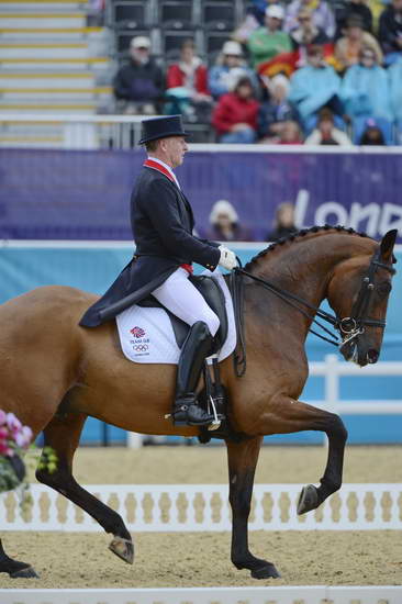 Olympics-DRE-GP-8-3-12-2341-RichardDavison-Artemis-GBR-DDeRosaPhoto