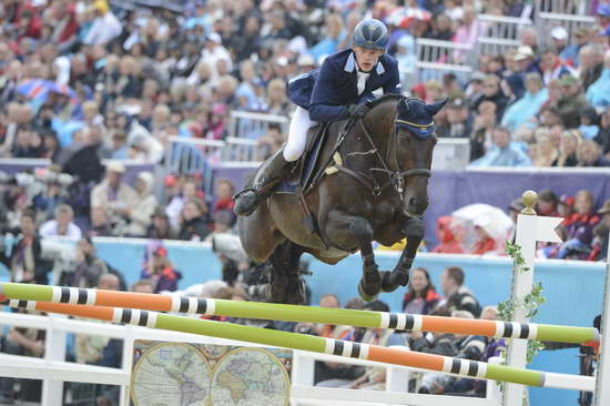Olympics-EV-SJ-7-31-12-8419-LudvigSvennerstal-Shamwari-SWE-DDeRosaPhoto