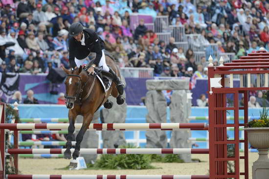 Olympics-EV-SJ-7-31-12-8455-MarkTodd-Campino-NZL-DDeRosaPhoto