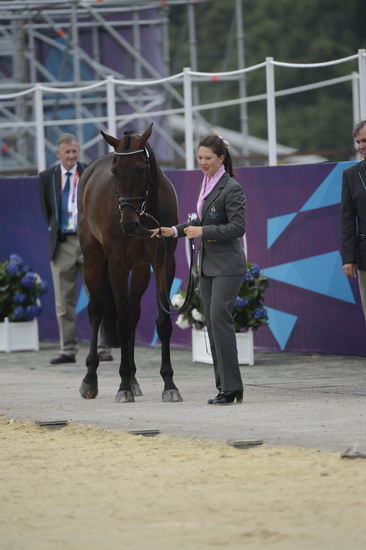 Olympics-EVJg-7-27-12-0711-NinaLigon-ButtsLeon-THA-DDeRosaPhoto