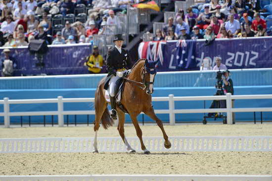 Olympics-EV-DRE-7-28-12-2094-KarenOConnor-MrMedicott-USA-DDeRosaPhoto
